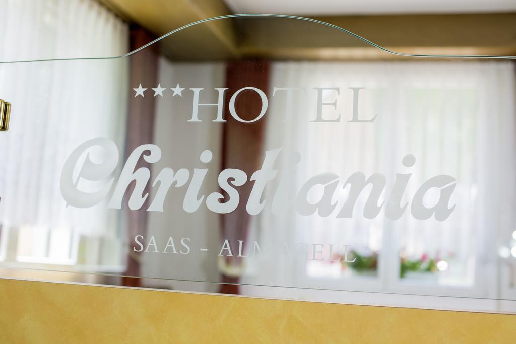 Wellness- Und Schneesporthotel Christiania Saas-Almagell Bagian luar foto